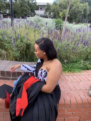 Customer photo review of KOURT - Brazilian 13x4 Lace Front Wig