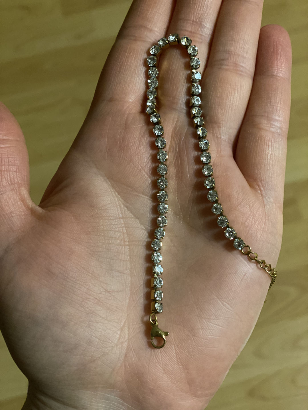 Customer photo review of Tennis Fußkette | 18K vergoldet