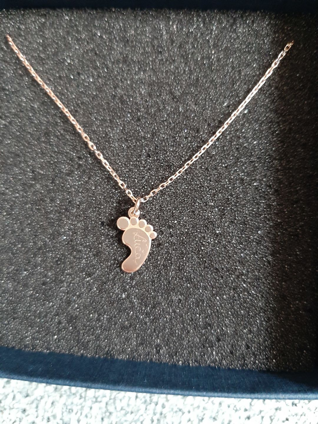 Customer photo review of Halskette "Babyfuß"