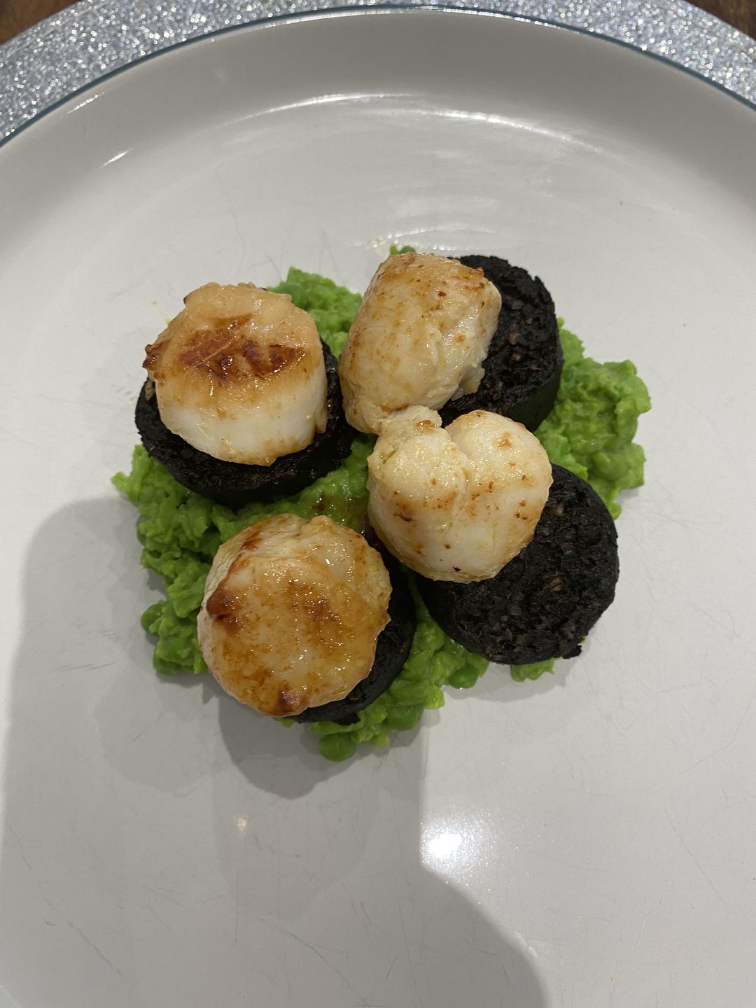 Customer photo review of Fresh King Scallops