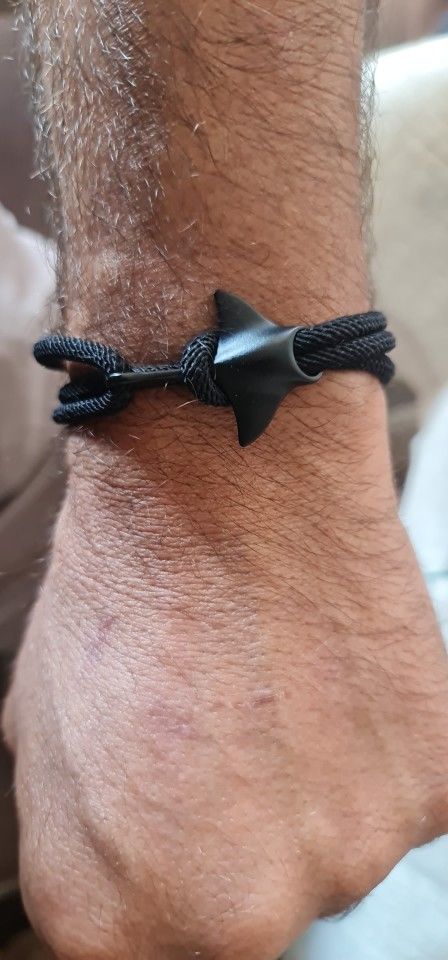 Customer photo review of Adjustable Manta Bracelet - various colours
