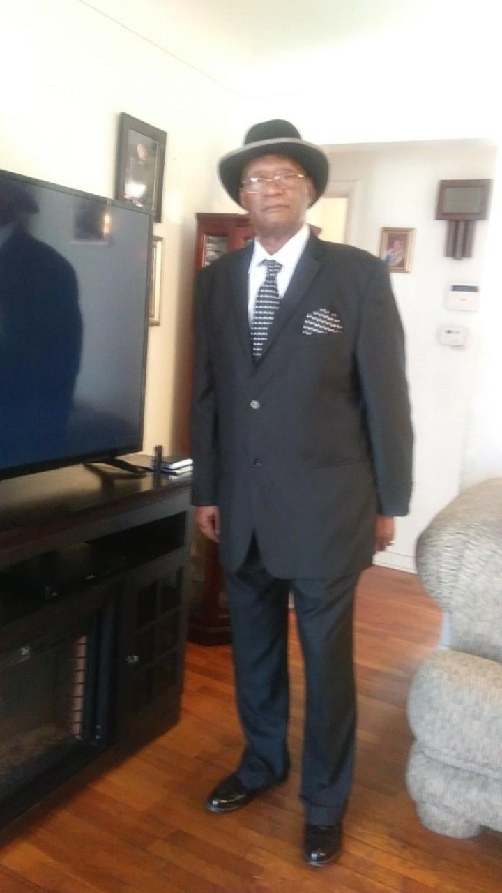 Customer photo review of Golden Python Tie, Pocket Square and Cufflinks