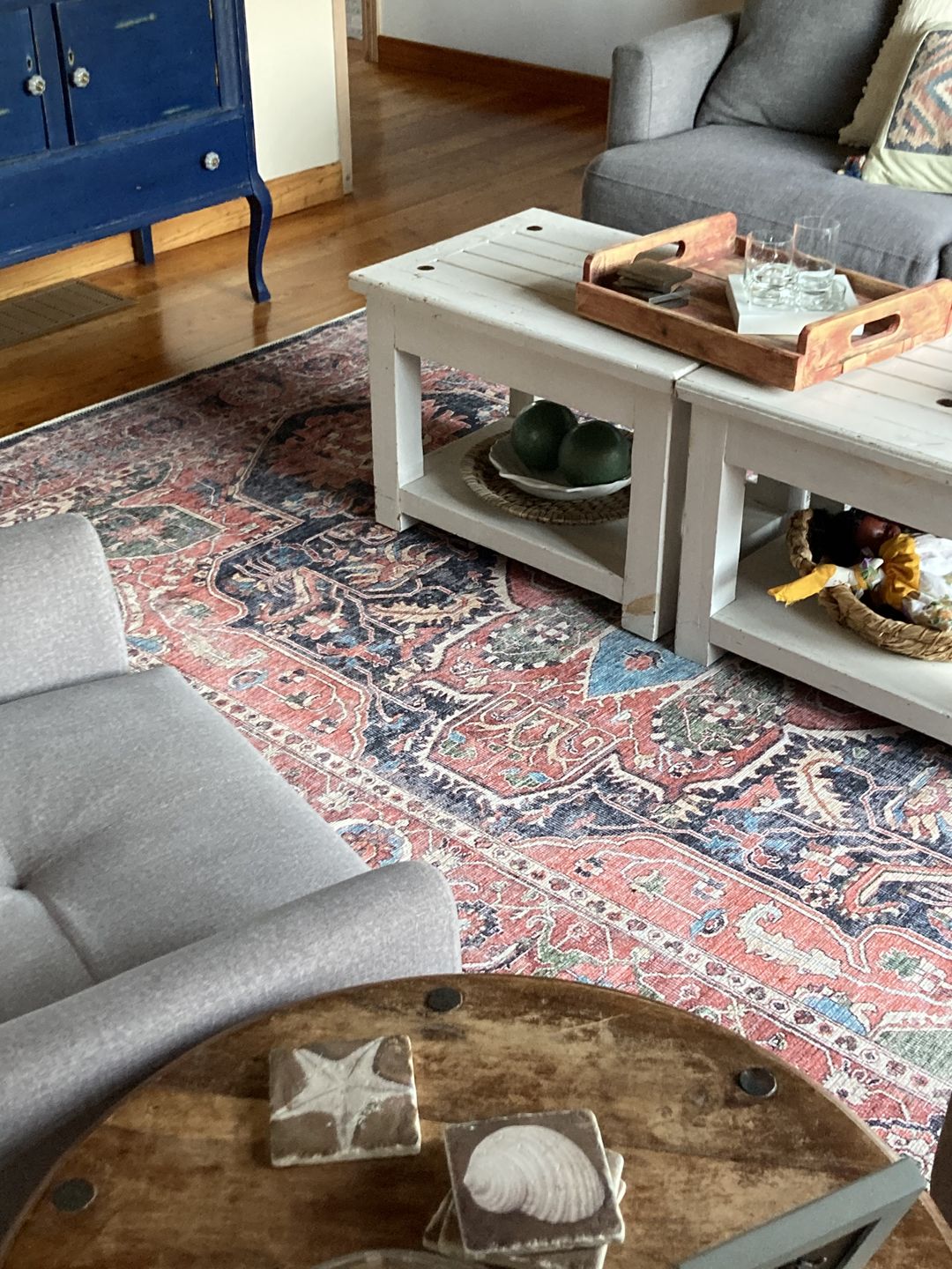 Customer photo review of Distressed Vintage Kendra Area Rug
