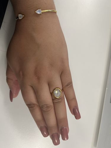 Customer photo review of Irregular Moonstone Ring (Gold)