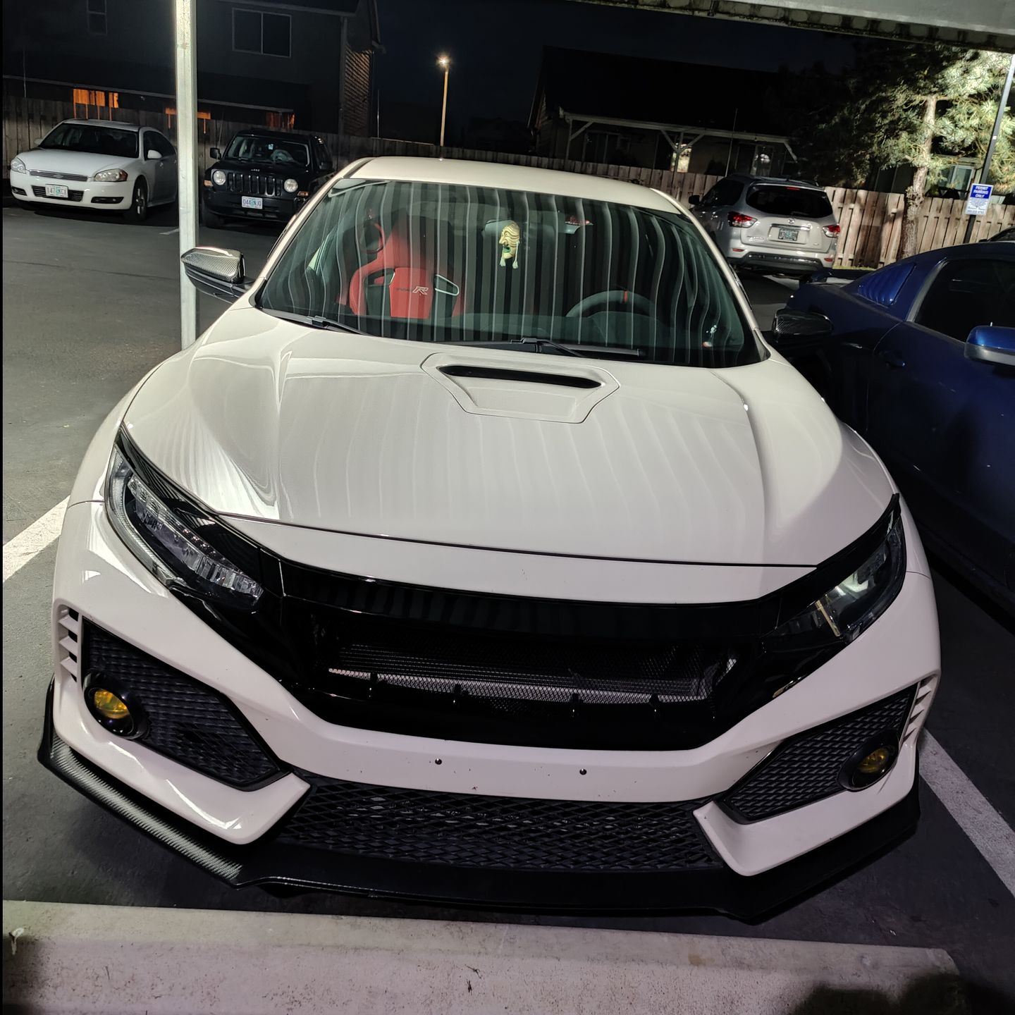 Customer photo review of Sports Grille w/ Steel Mesh - Glossy Black for 16-21 Honda Civic Sedan/Hatchback/FK8