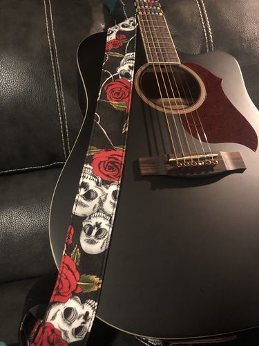 Customer photo review of Donner DAG-1CB Guitare Acoustique 4/4 Guitare Folk 41 Pouces pour Adultes Débutant