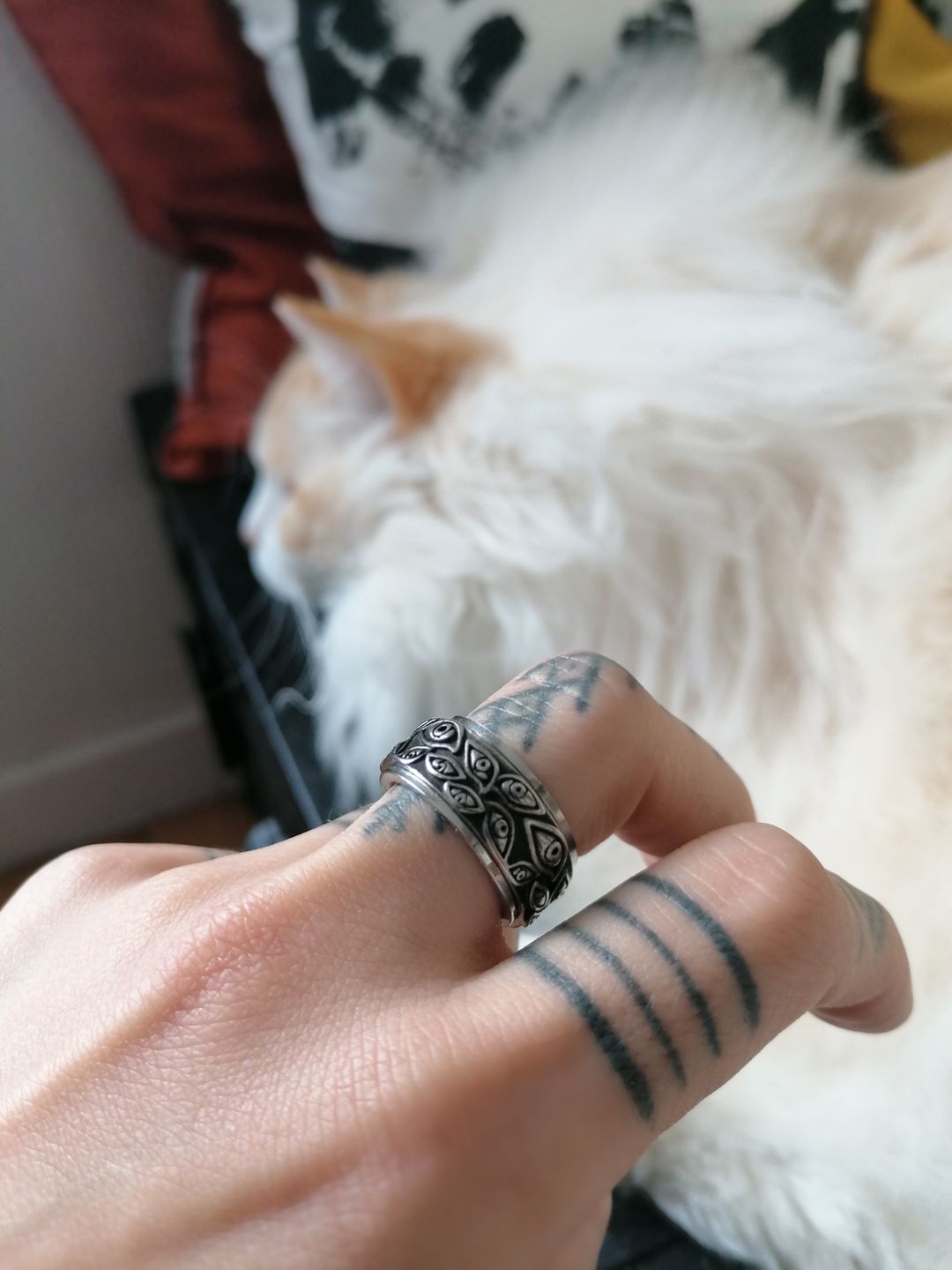 Customer photo review of EYES.