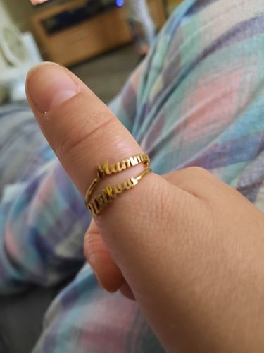 Customer photo review of LOANYA Ring With Two Engraved Names