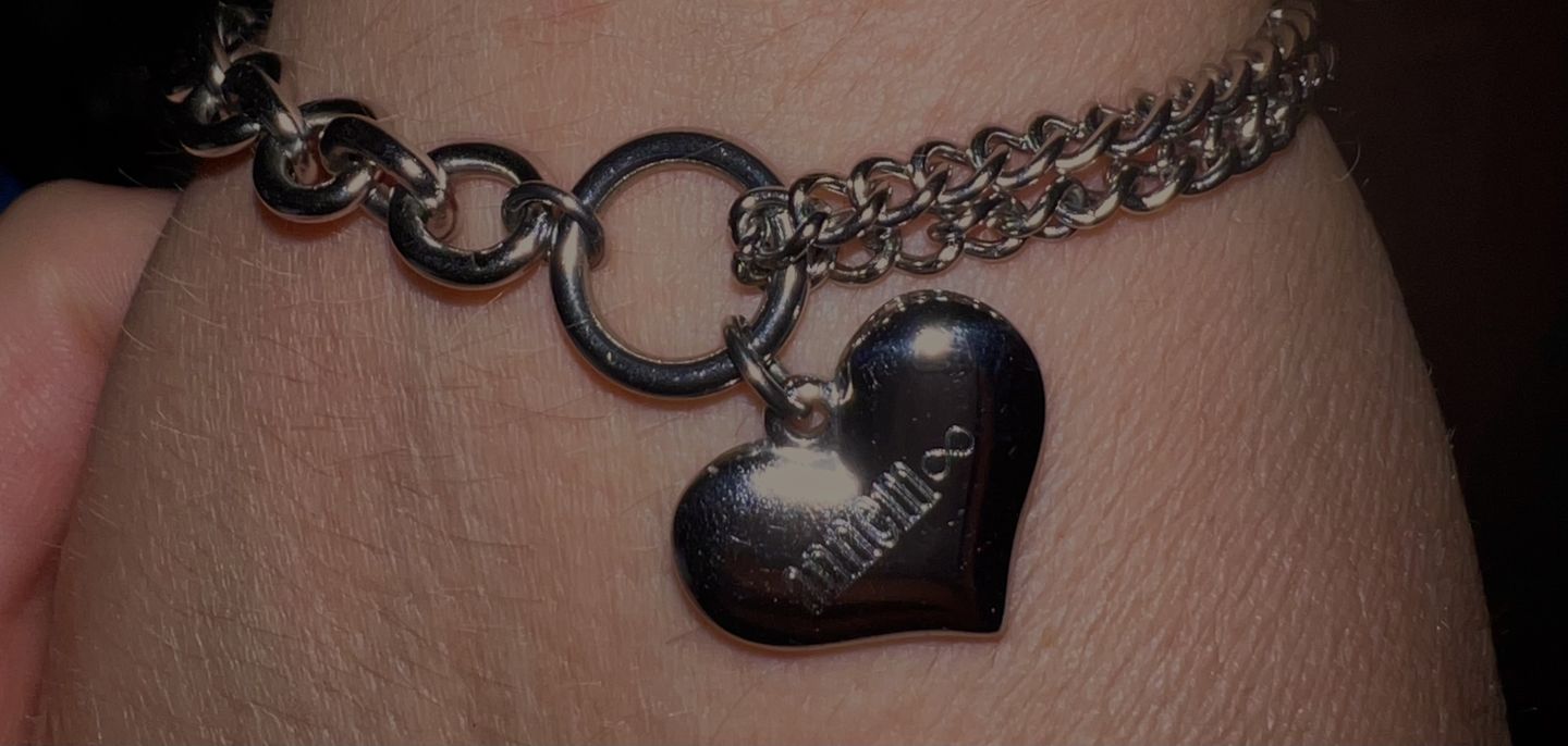 Customer photo review of Chunky Heart Armband + Gravur