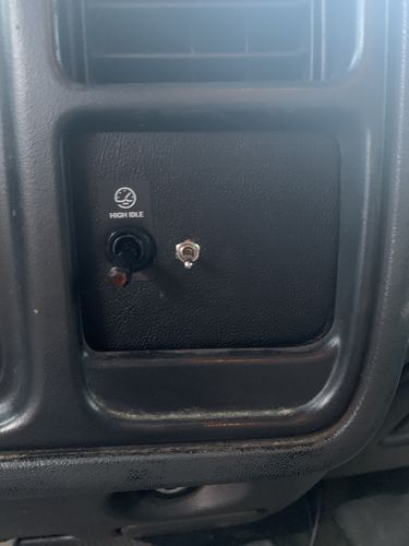 Customer photo review of 2006-2007 Duramax High Idle Control (1036606)