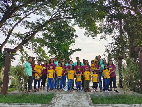 Customer photo review of Family Vacation Group Tshirts