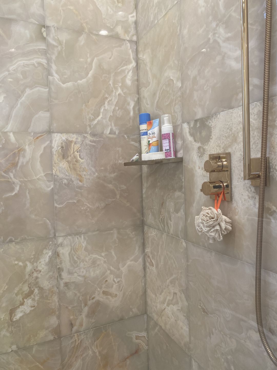 Customer photo review of Herbal Feminine Wash