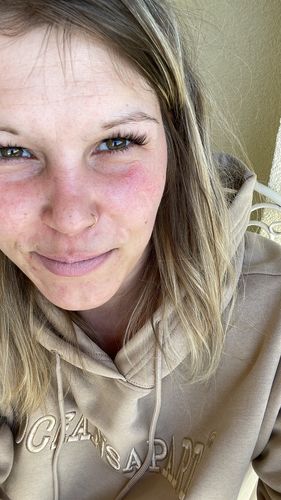 Customer photo review of BOND GIRL Wimpernkleber schwarz