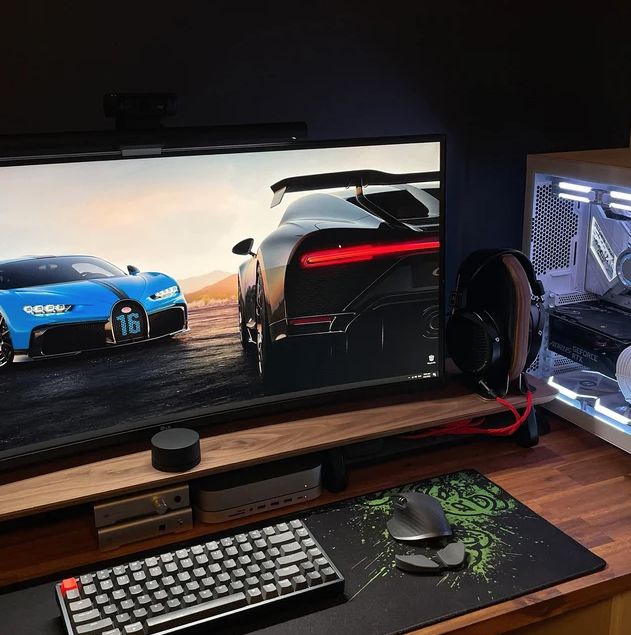 Customer photo review of Oak monitor stand