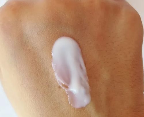 Customer photo review of Shadow Sunscreen SPF 30+ Gel - Sunscreen for Oily Skin - Acne Prone