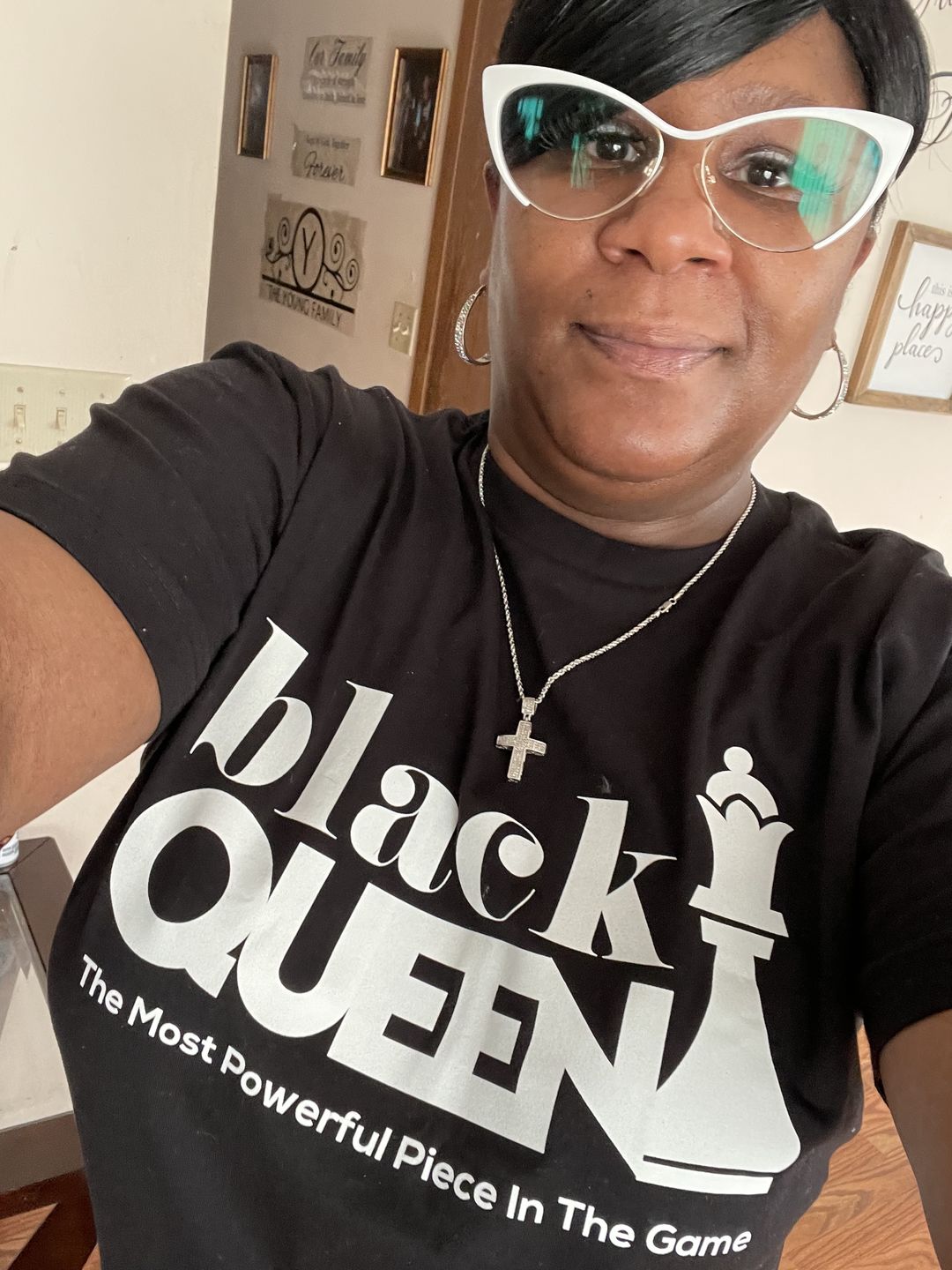 Customer photo review of Black Queen: The Most Important Piece
