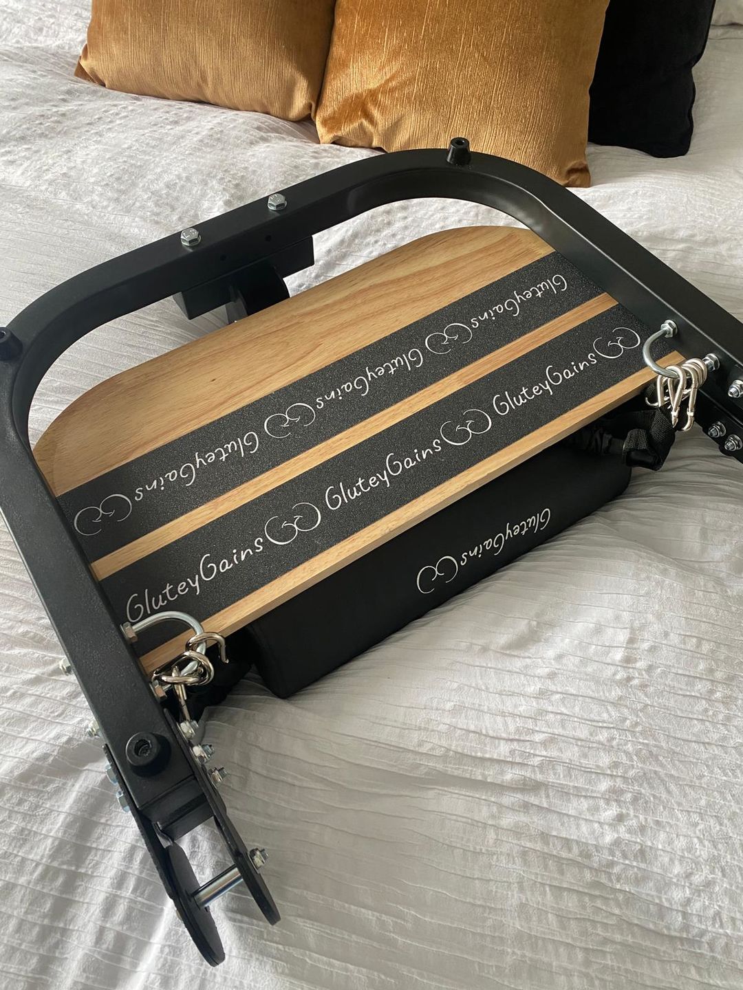 Customer photo review of 1. GluteyGains Hip Thrust Machine