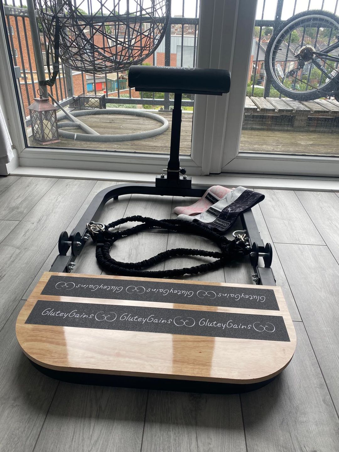 Customer photo review of 1. GluteyGains Hip Thrust Machine