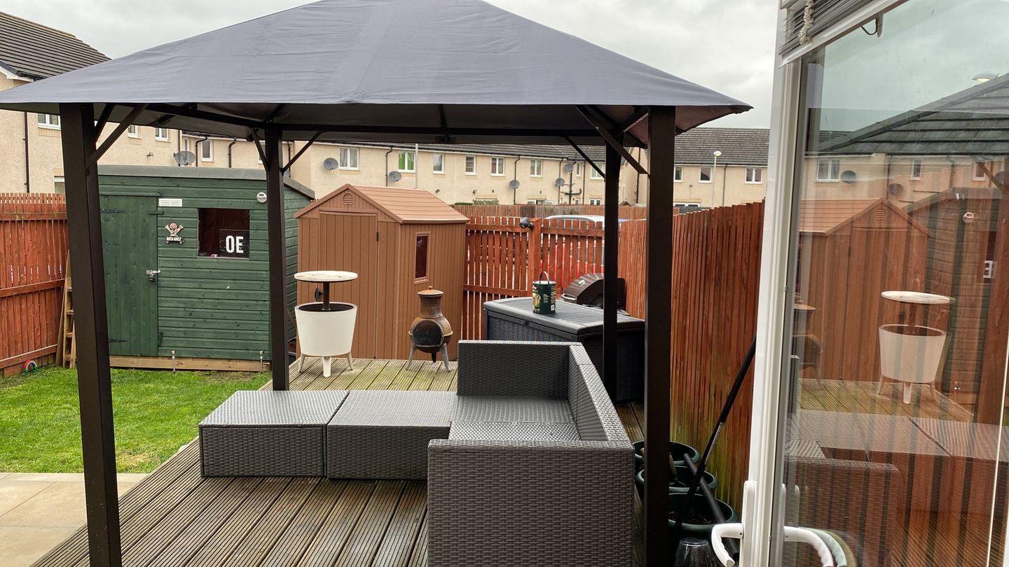 Customer photo review of Glendale Highfield Gazebo Canopy