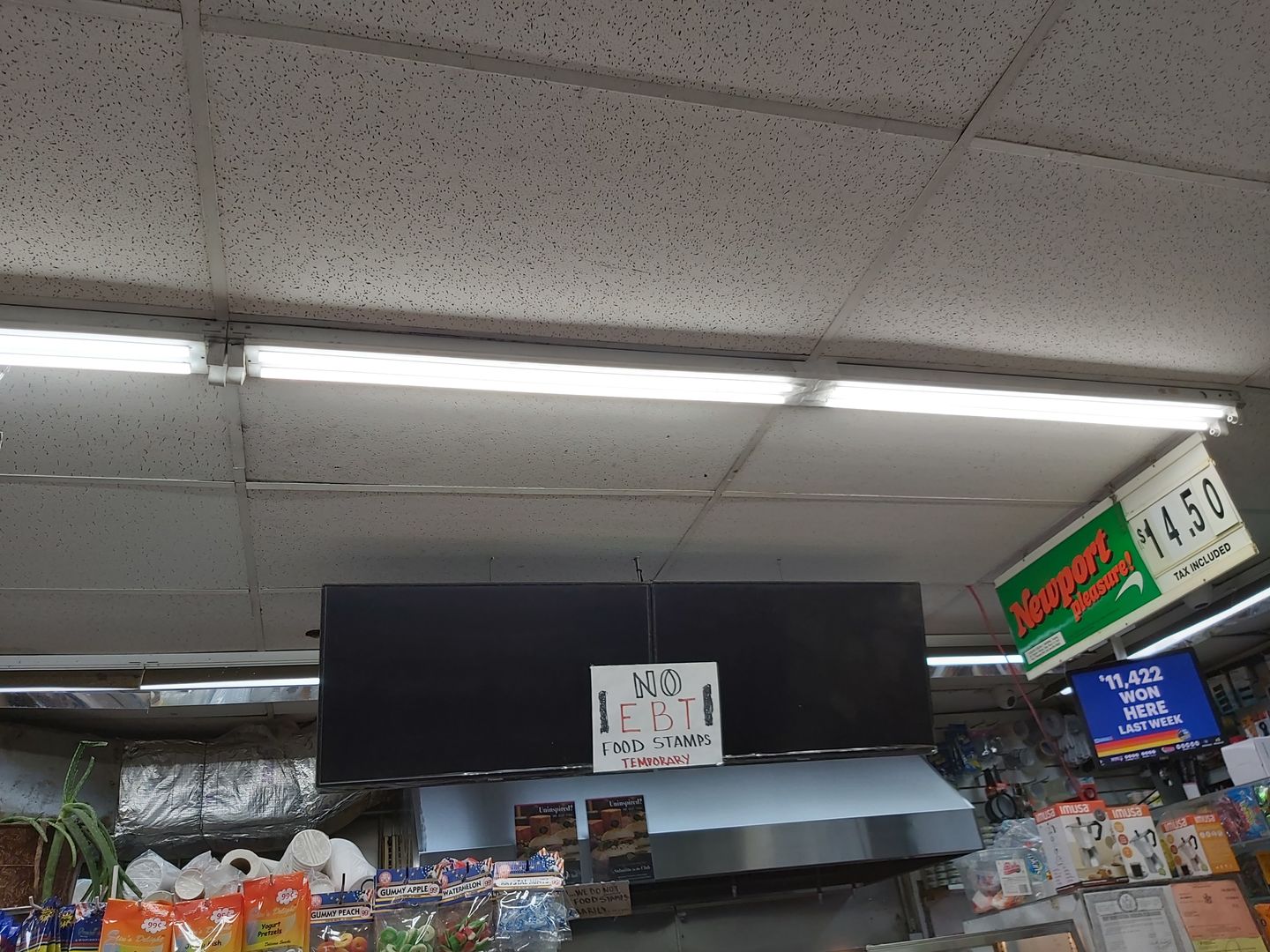 Customer photo review of T8 8ft 40W LED Tube Light 5600 Lumens Single Pin 6500K Clear