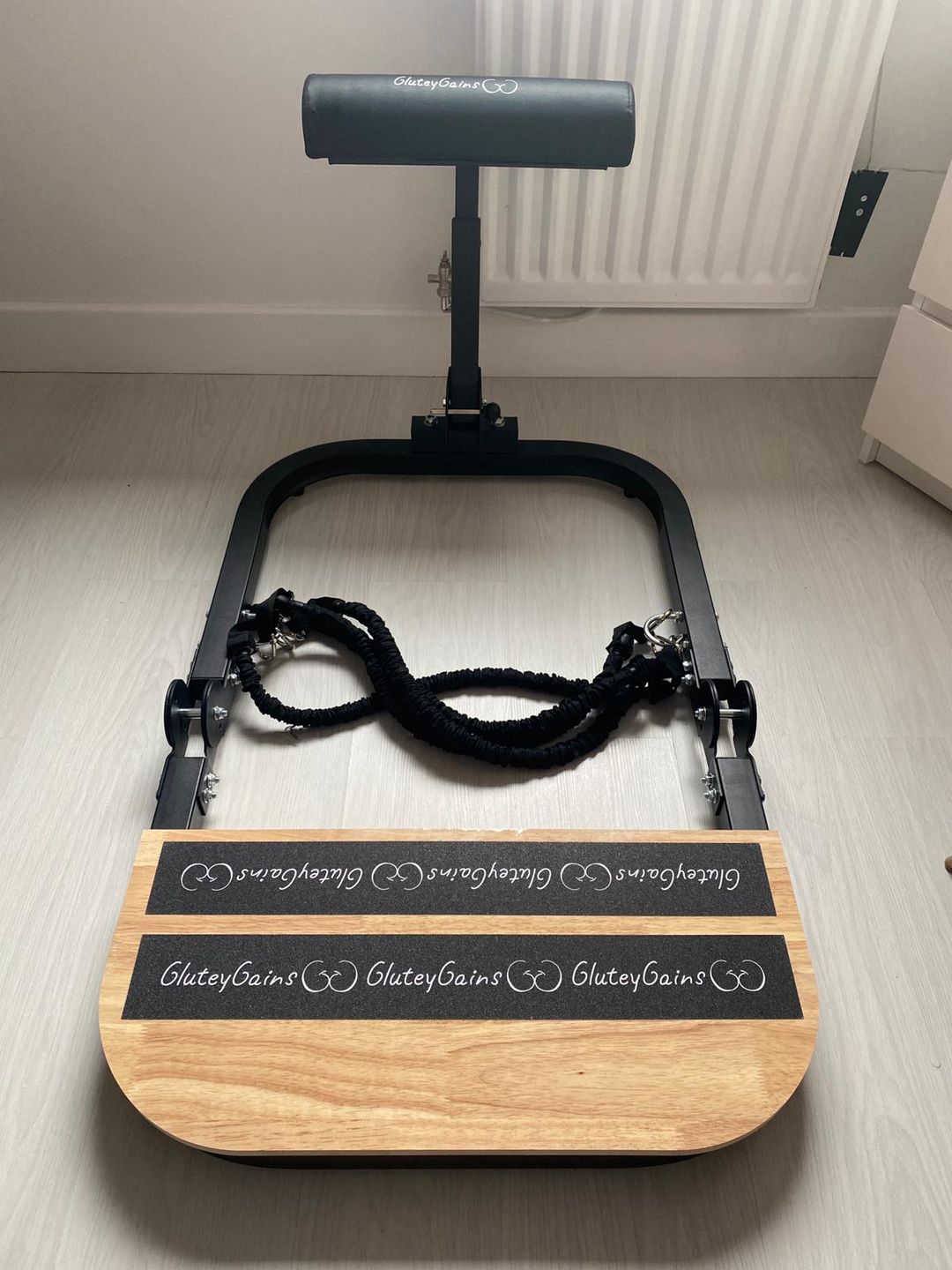 Customer photo review of 1. GluteyGains Hip Thrust Machine