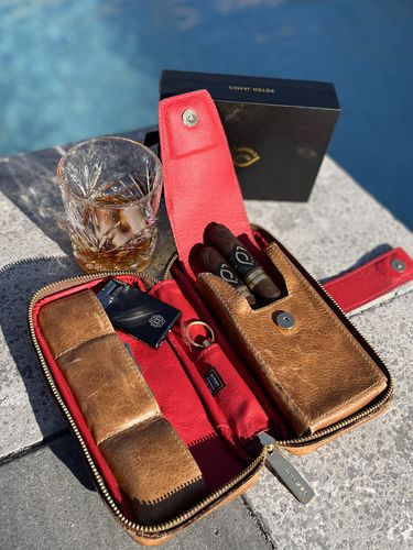 Customer photo review of Noir Iconic Ultra Slim Torch Flame