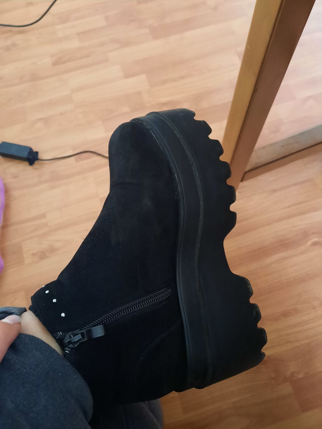 Customer photo review of BOTÍN NEGRO 13523