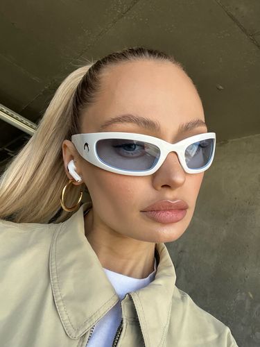 Customer photo review of Harajuku Style Moon Rectangular Sunglasses