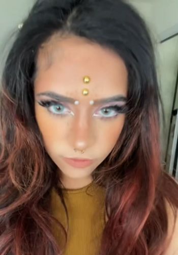 Customer photo review of Topazio Colored Contact Lenses