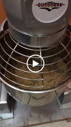 Customer video review of Batidora Industrial 20lts 3 Velocidades 750w