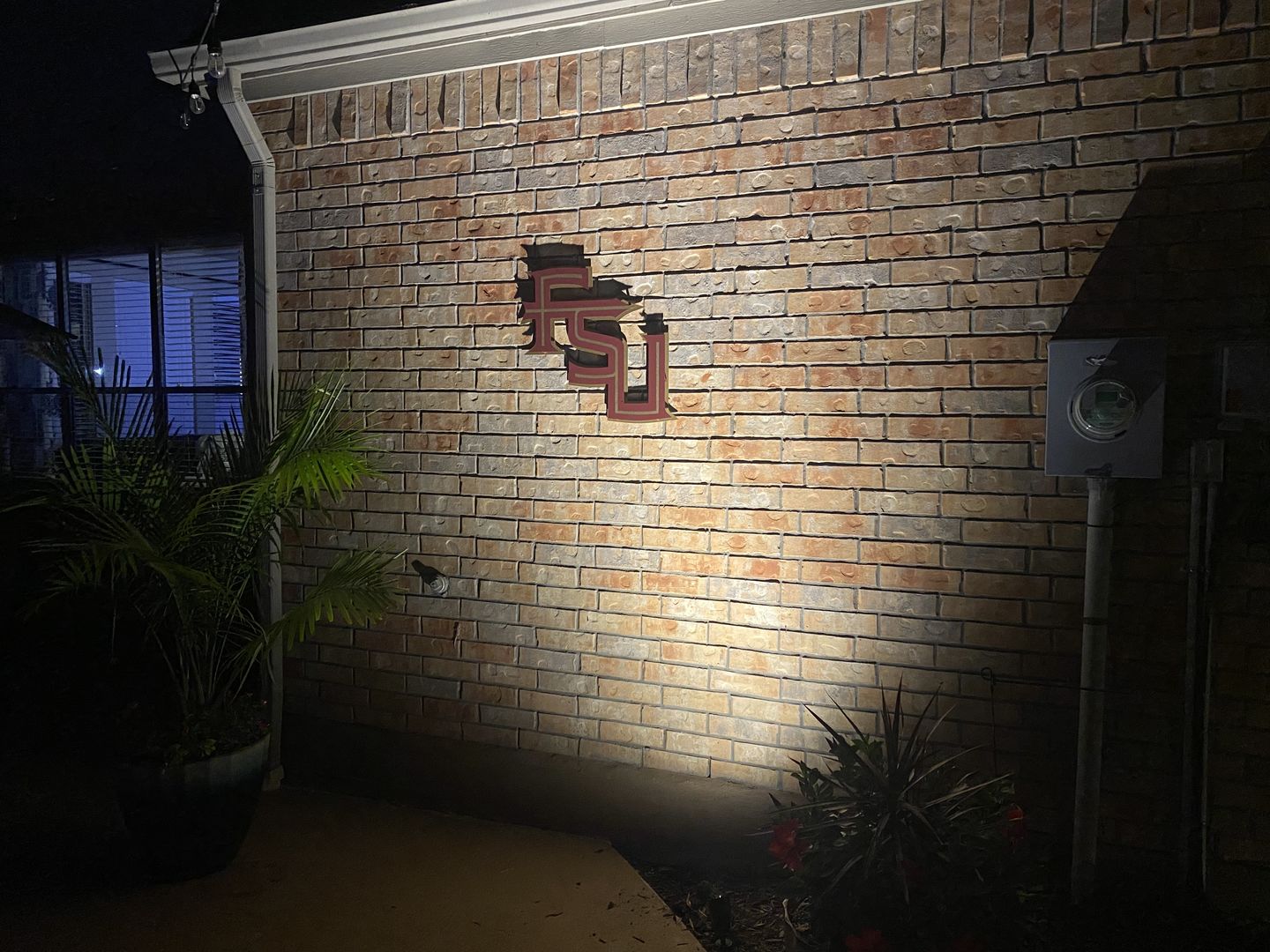 Customer photo review of Florida State FSU Letters 3D Vintage Metal Artwork