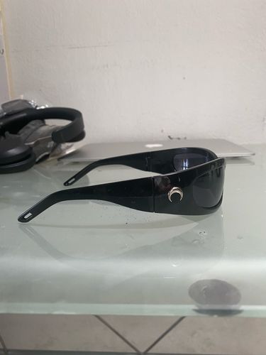 Customer photo review of Harajuku Style Moon Rectangular Sunglasses