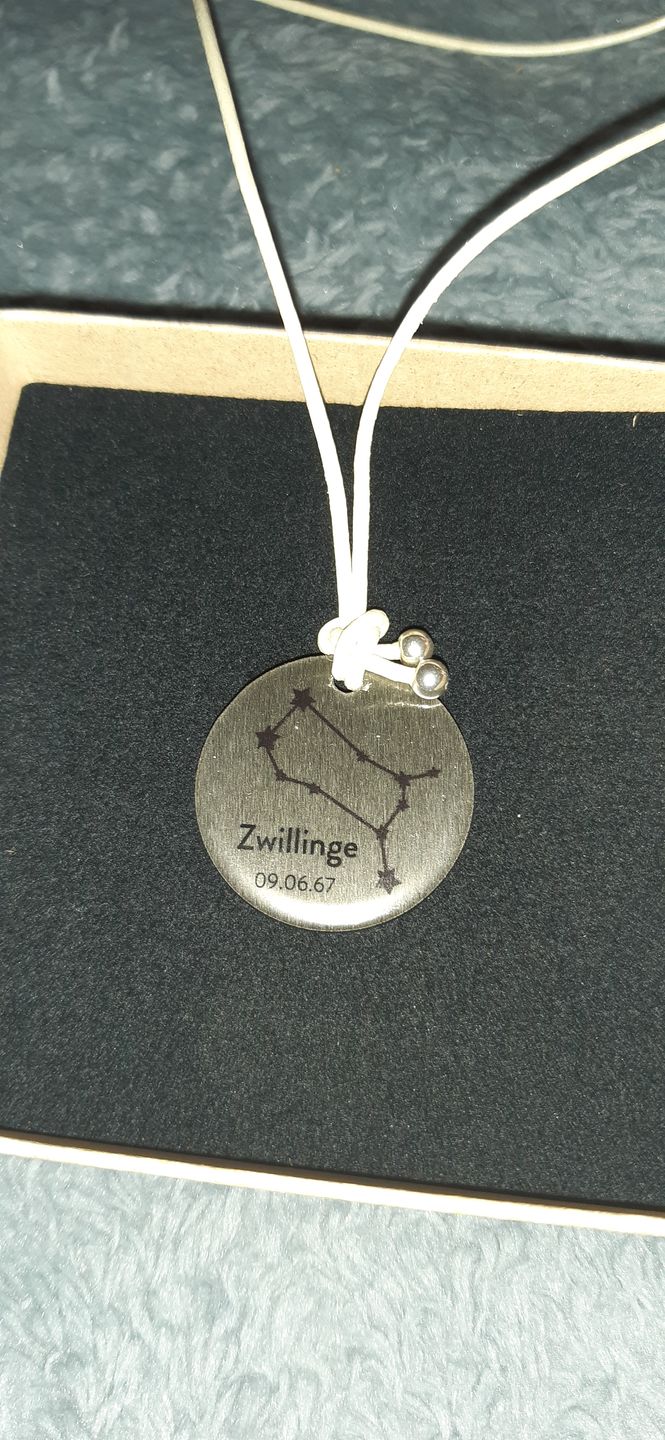 Customer photo review of personalisierbare Halskette "Sternzeichen"