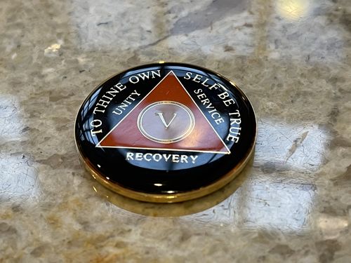 Customer photo review of Recovery Mint 5 Year AA Medallion - Tri-Plate Five Year Chip/Coin - Orange/Black