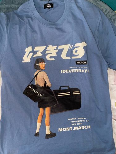 Customer photo review of Harajuku Style Oversized "Look Back" Tee