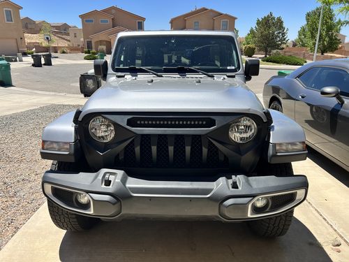 Customer photo review of Demon Grille w/ LED Off-Road Lights for 18-21 Jeep Wrangler JL & Gladiator JT