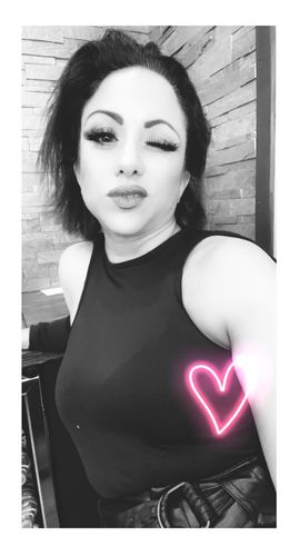 Customer photo review of SOLADO Cut Out Long Sleeve Solid T-Shirt