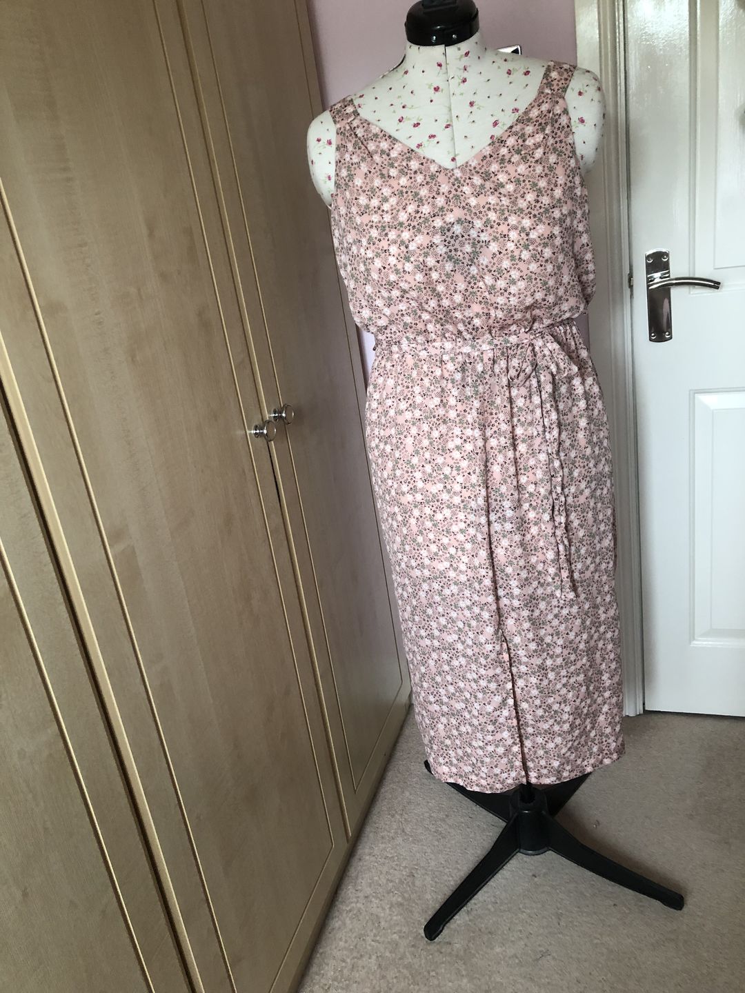 Customer photo review of Khaki and White on Peach Crepe Fabric