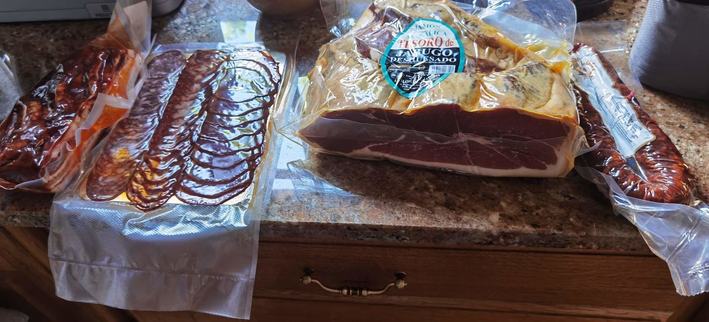 Customer photo review of Jambon de Mangalitza 30 mois (demi pièce)