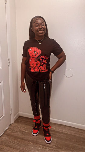Customer photo review of Jordan 4 Red Thunder T-shirt - DopeSkill Broken Heart Sneaker Tees Hip hop Urban Streetwear Fashion