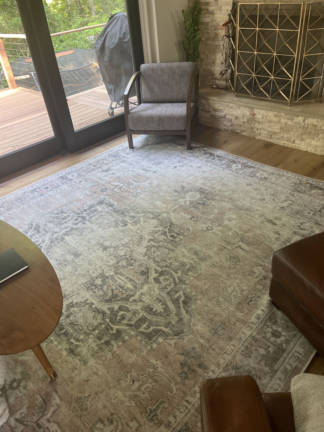 Customer photo review of Distressed Vintage Cezanne Blush Area Rug