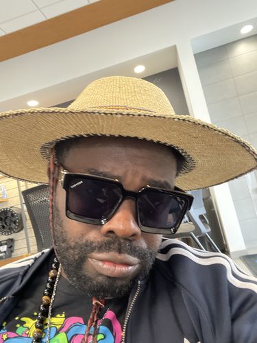 Customer photo review of Glaive Sunglasses