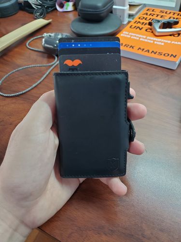 Customer photo review of Full Black