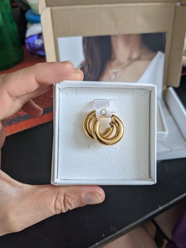 Customer photo review of Chunky Gold Hoop Earrings
