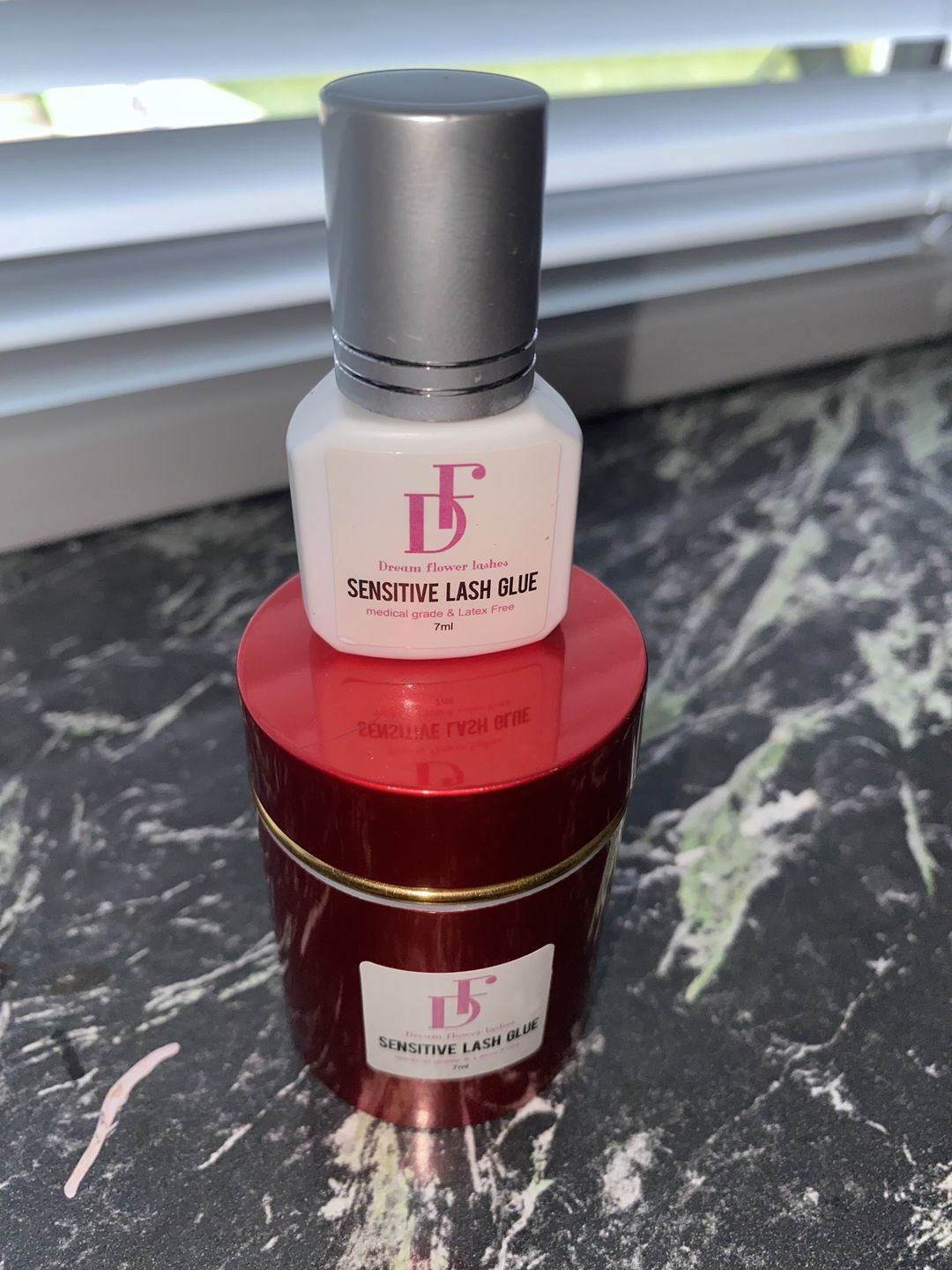 Customer photo review of Japan Low Irritation Lash Glue for Eyelash Extension