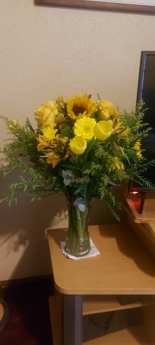 Customer photo review of Yellow Sunrise Bunch