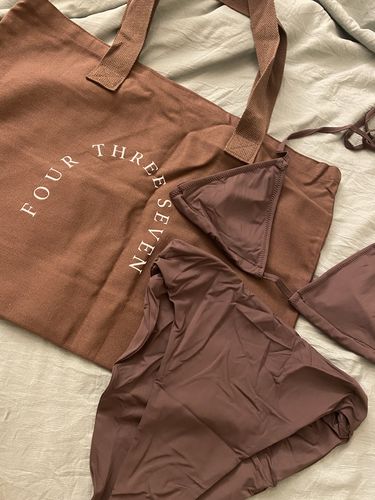 Customer photo review of The Sanders Top / Espresso