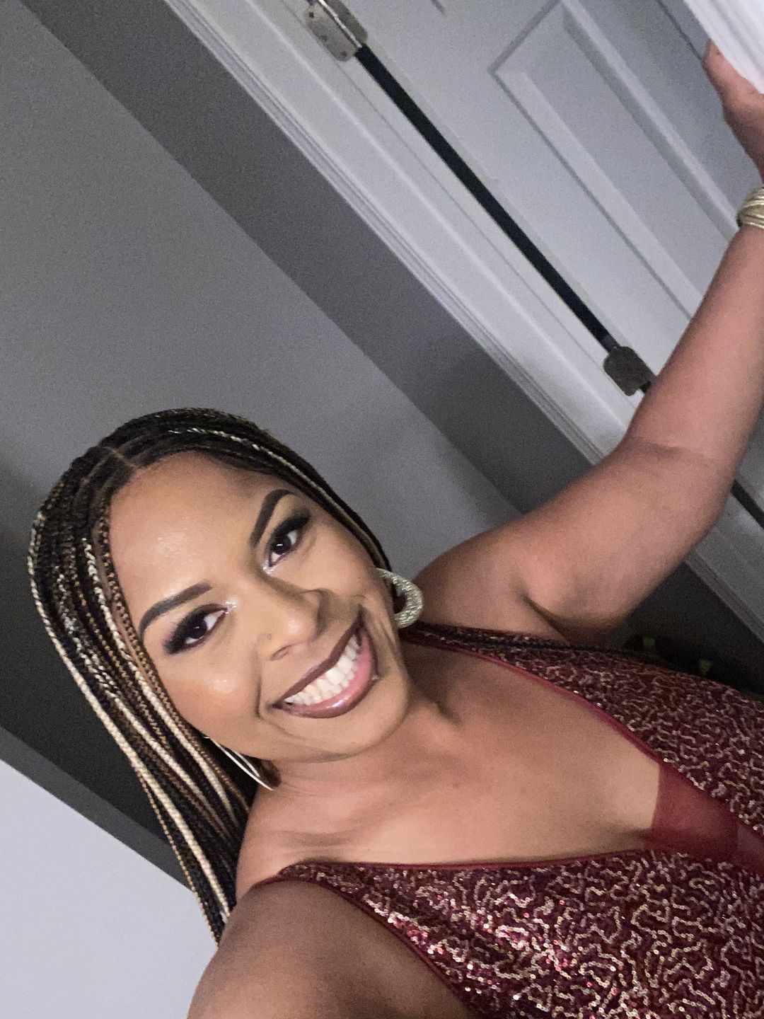Customer photo review of Ombre Knotless Braids - Channel