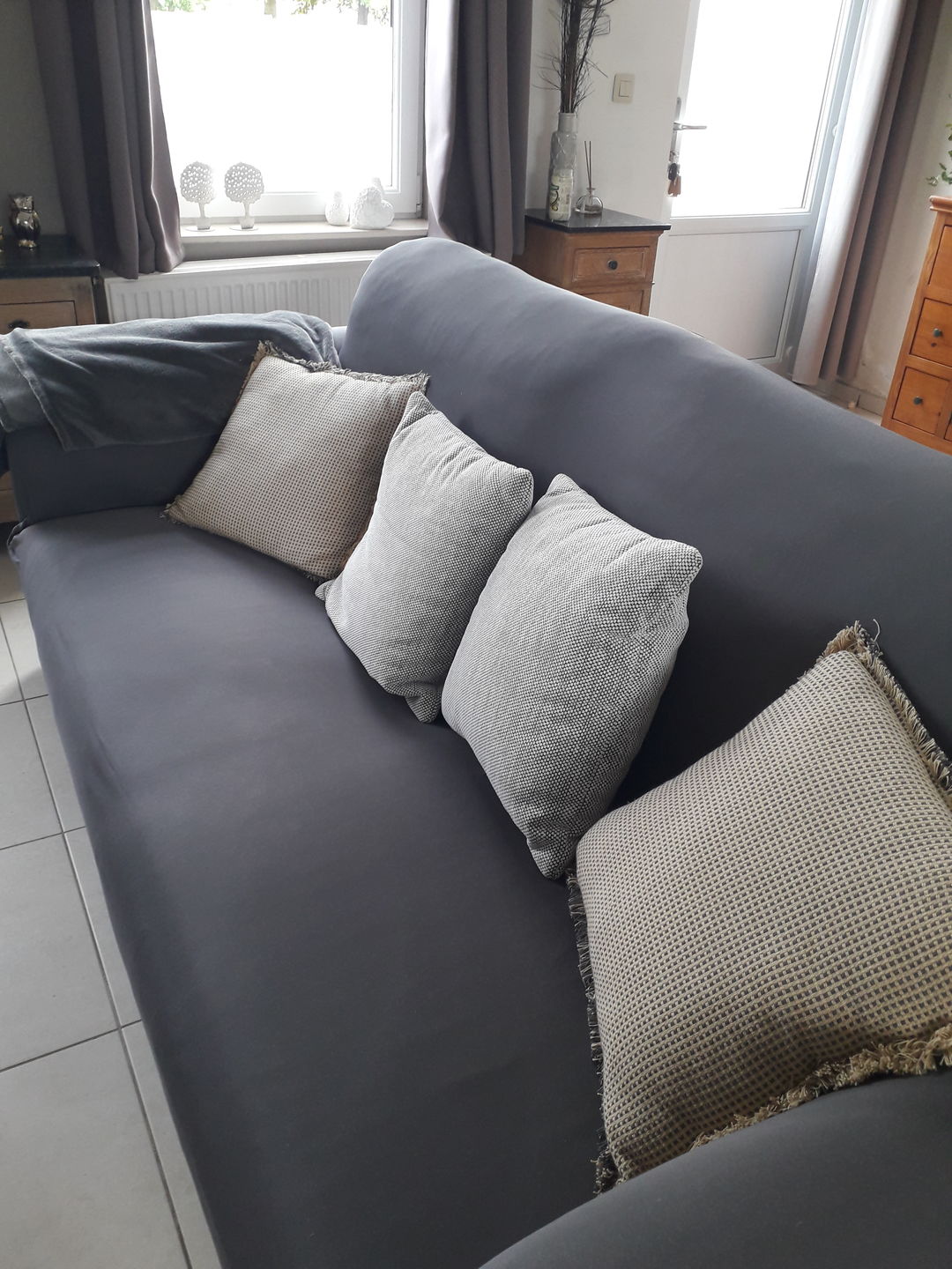 Customer photo review of Gris anthracite - Housses Extensibles de Fauteuil et Canapé