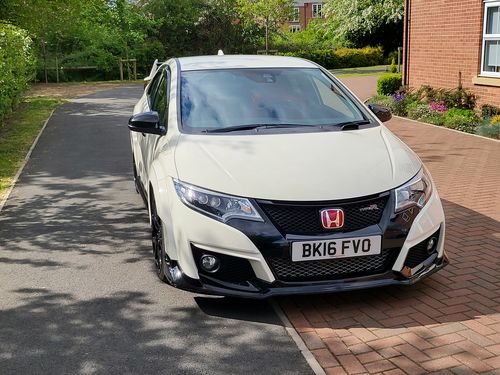 Customer photo review of Honda Civic Type R FK2 Fog Light Armour